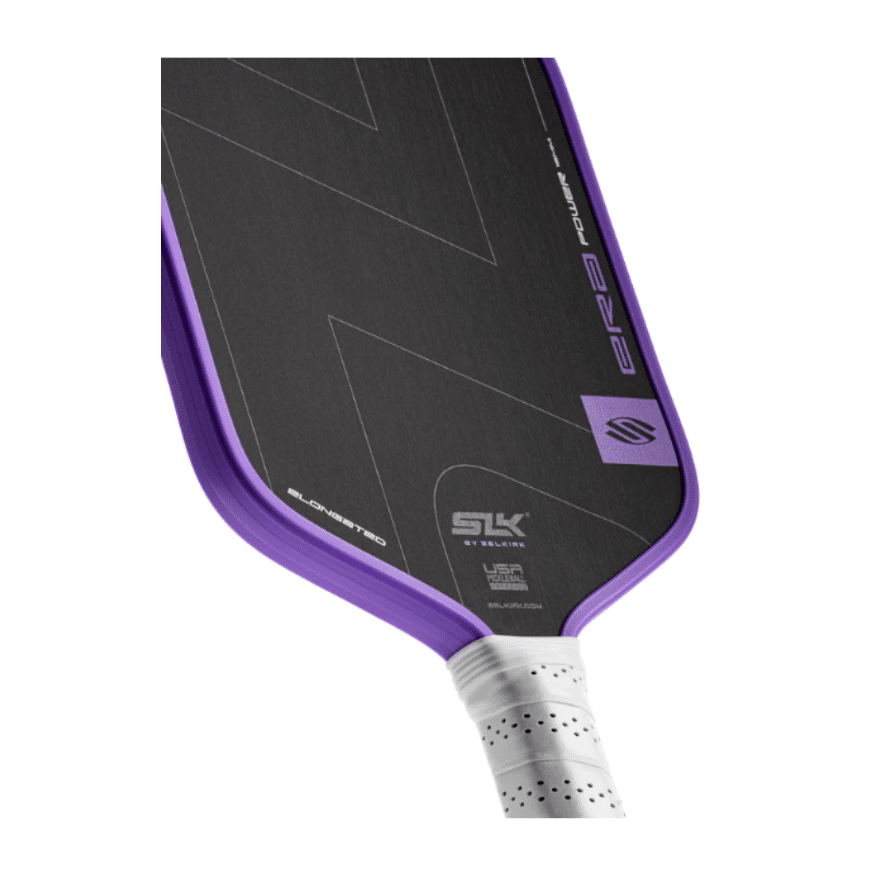 Raquette de pickleball SLK ERA Power Allonge avec surface texturée Raw Spin pour puissance et effet.